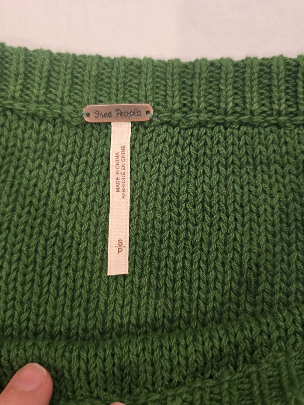 FREE PEOPLE Green Sweater Size Small Rn 66170 Cozy Knit Crewneck Sweater - Green - Picture 7 of 9